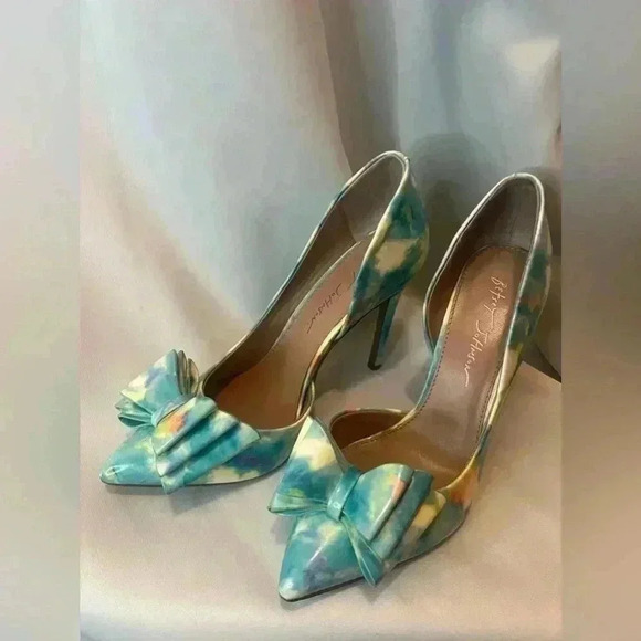Betsey Johnson Womens Prince Multi D'Orsay Heels 7.5 Medium - Picture 1 of 8